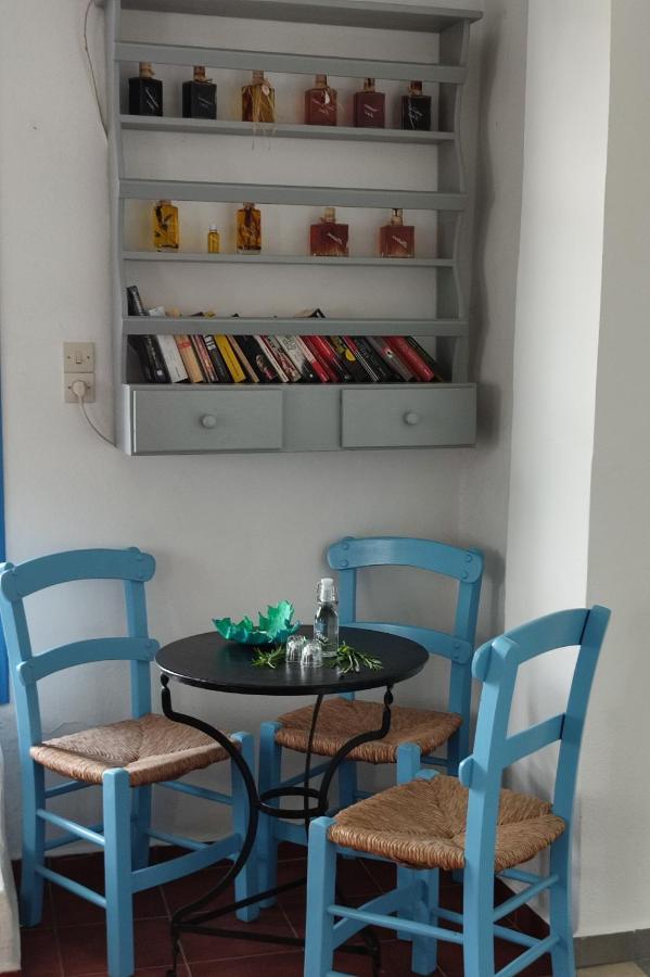 Xenonas Apartment กามิลารี ภายนอก รูปภาพ