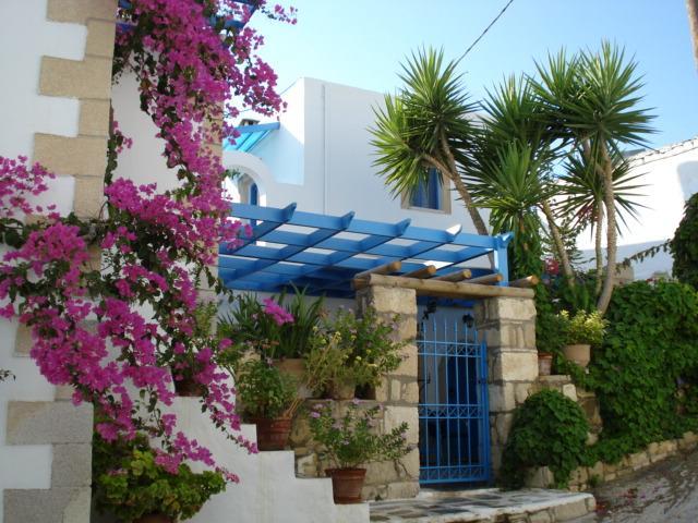 Xenonas Apartment กามิลารี ภายนอก รูปภาพ
