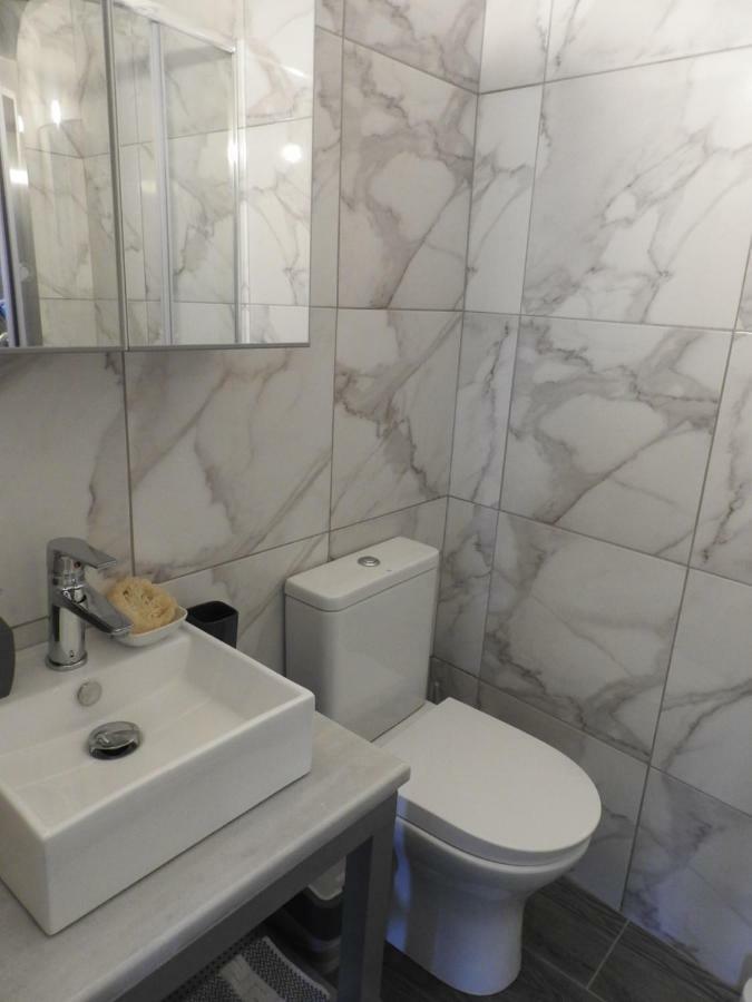 Xenonas Apartment กามิลารี ภายนอก รูปภาพ